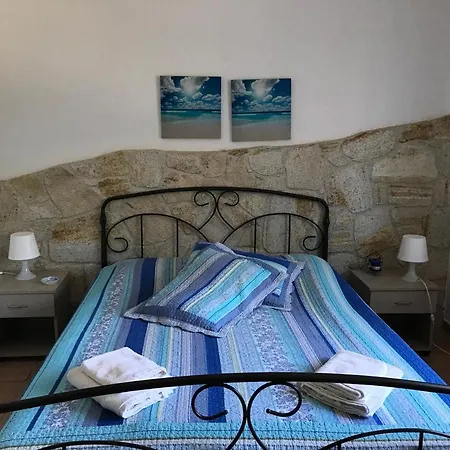 Semi Detached Houses Appartamento Fourka