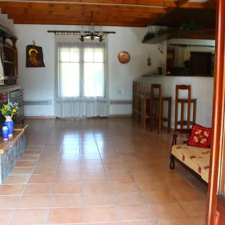 Semi Detached Houses Appartamento *