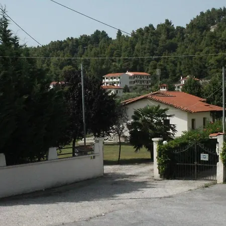 Semi Detached Houses Appartamento Fourka