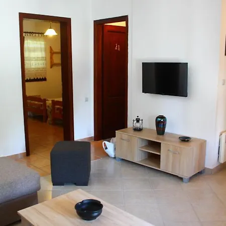 Semi Detached Houses Appartamento *