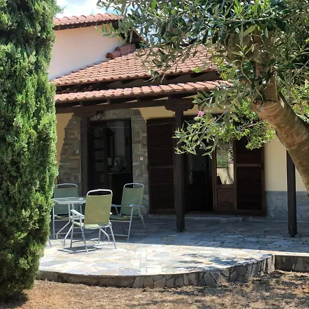 Semi Detached Houses * Fourka
